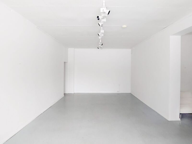 File:KUBU gallery back wall .jpg